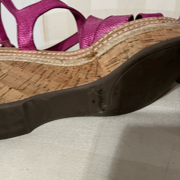 Worn once! White House Black Market pink  wedge sandals…Comfy! - Picture 3 of 9